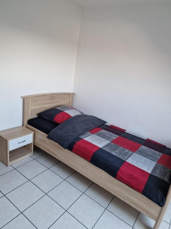 Monteurzimmer/Ferienwohnung Brauckstrasse, Gladbeck Ngoại thất bức ảnh